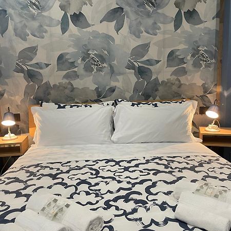 Helle Hus Guest House - 200M From Piazza Bologna Metro And 10 Minutes From The Colosseum 外观 照片