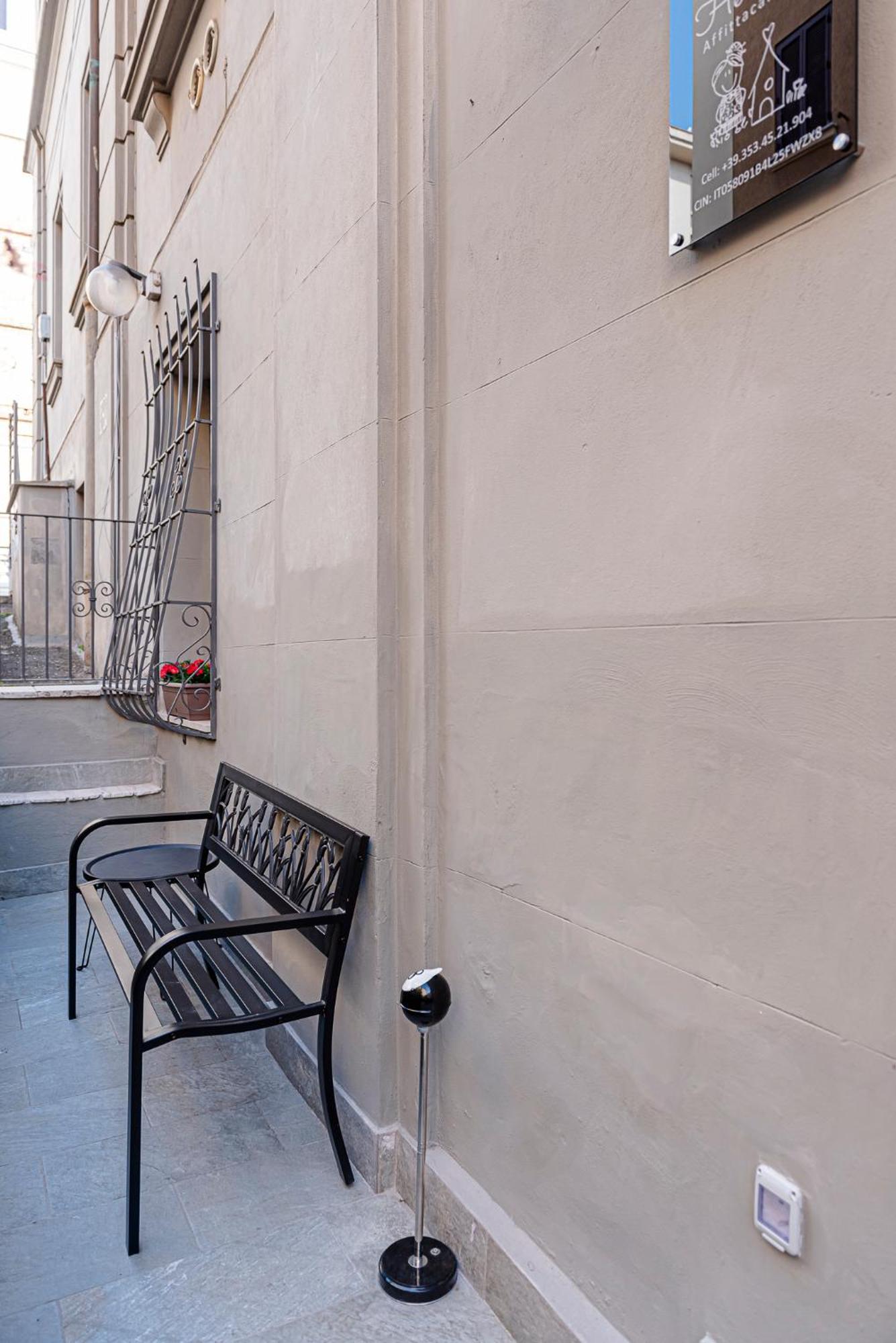 Helle Hus Guest House - 200M From Piazza Bologna Metro And 10 Minutes From The Colosseum 外观 照片
