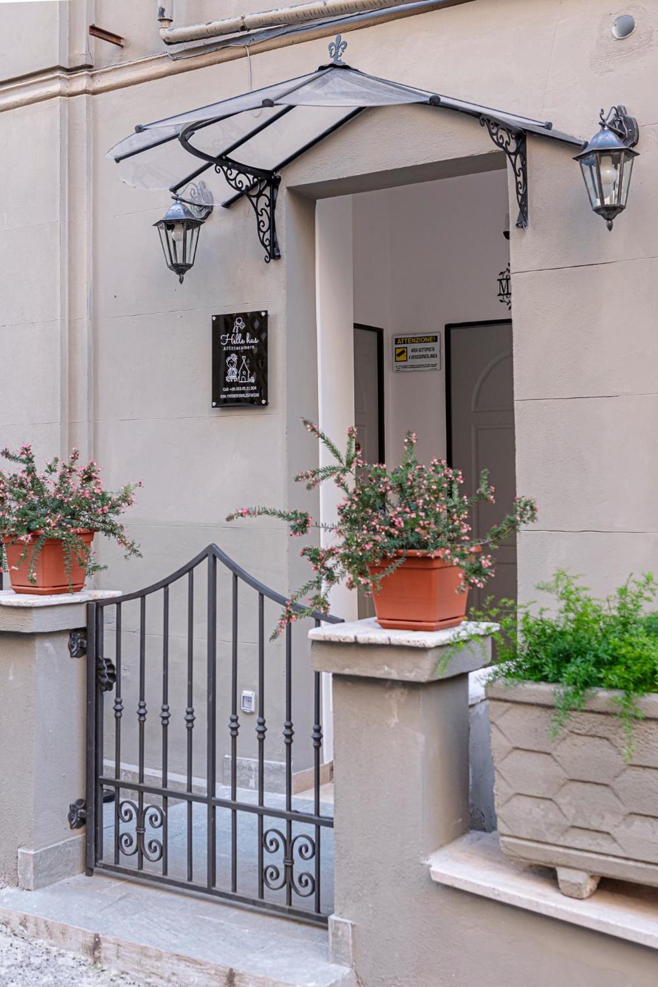 Helle Hus Guest House - 200M From Piazza Bologna Metro And 10 Minutes From The Colosseum 外观 照片