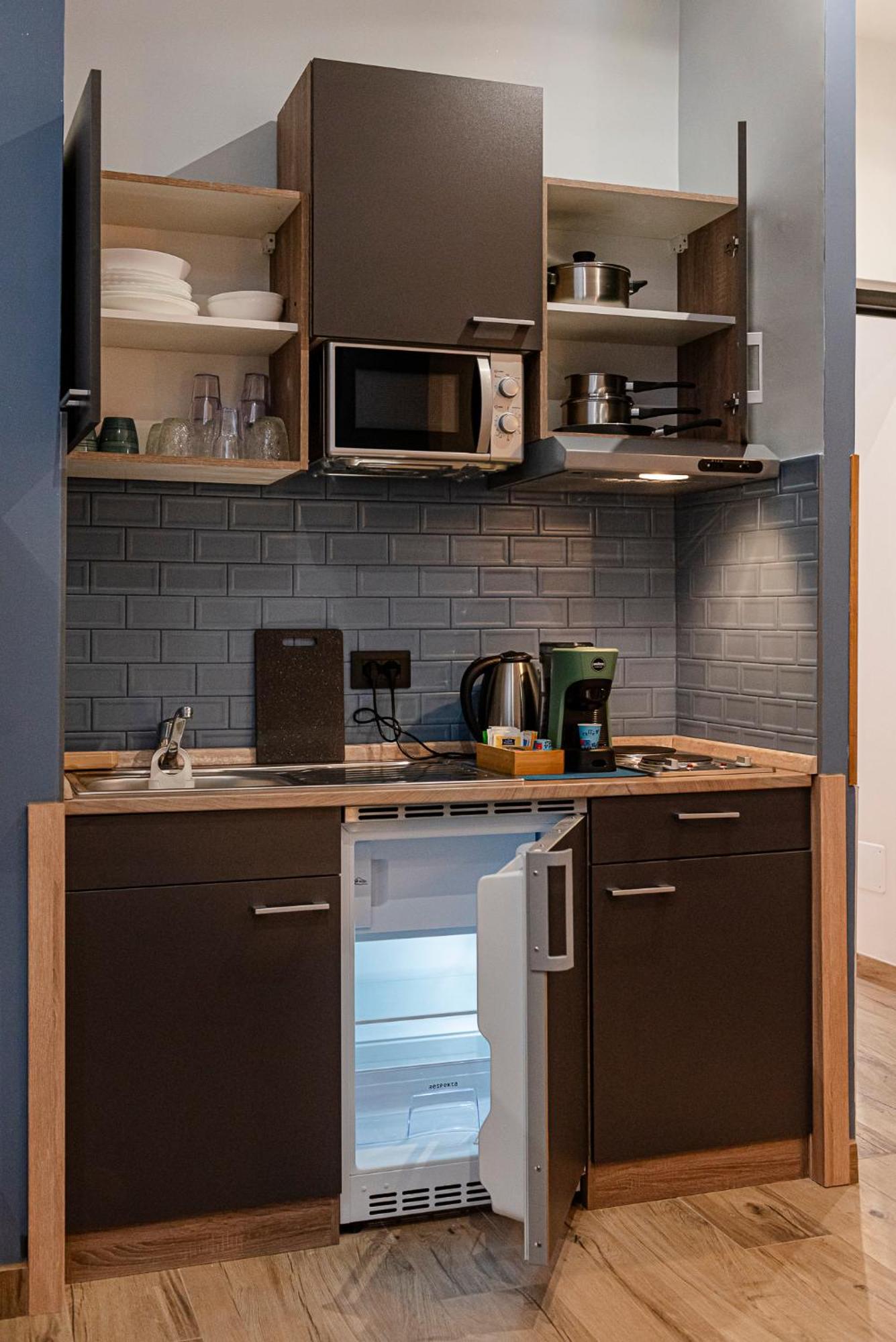 Helle Hus Guest House - 200M From Piazza Bologna Metro And 10 Minutes From The Colosseum 外观 照片