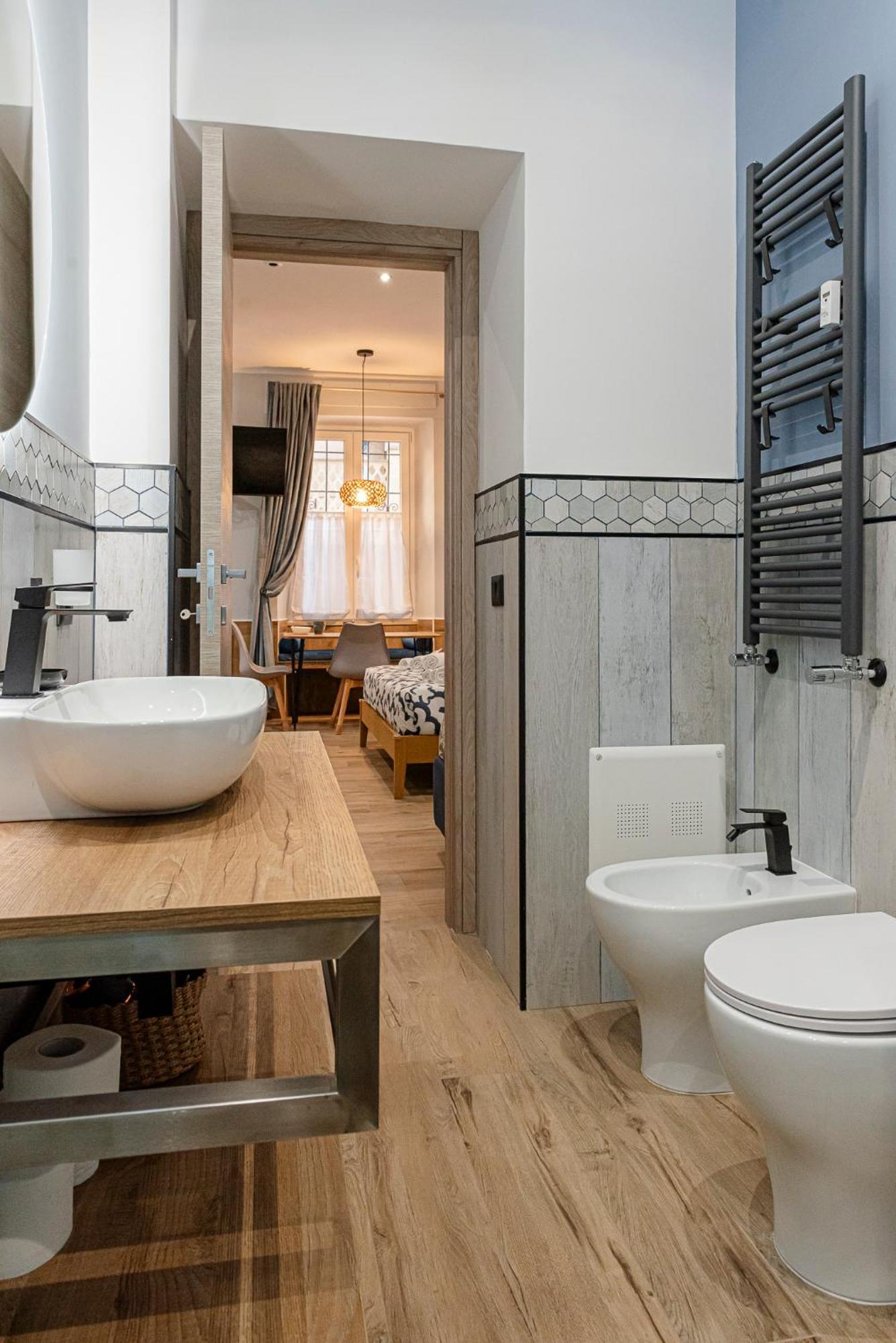 Helle Hus Guest House - 200M From Piazza Bologna Metro And 10 Minutes From The Colosseum 外观 照片