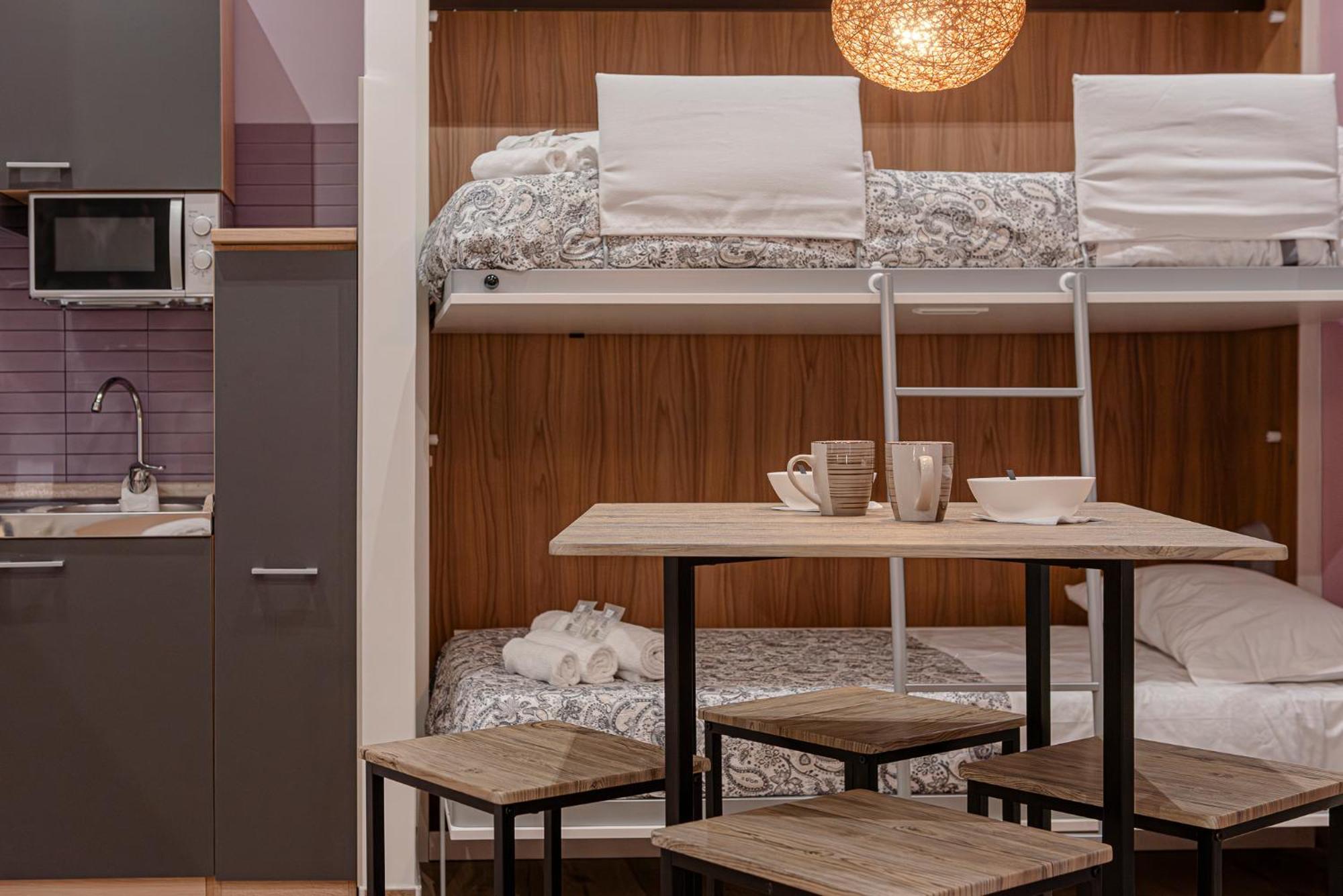 Helle Hus Guest House - 200M From Piazza Bologna Metro And 10 Minutes From The Colosseum 外观 照片
